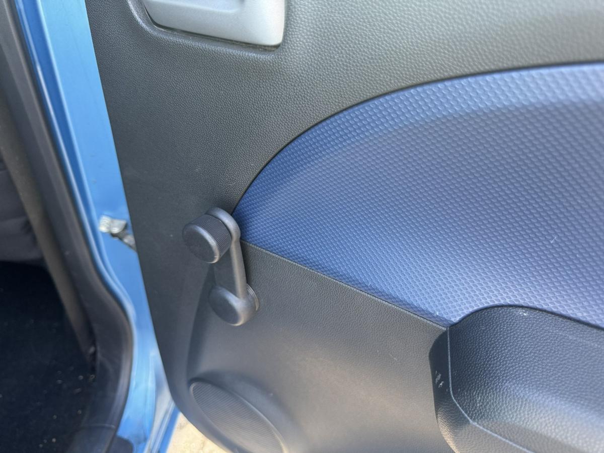 Opel Agila B original T&uuml;r hinten rechts GBW Marokkoblau met manuelle Fensterheber Rohbau Bj.2008